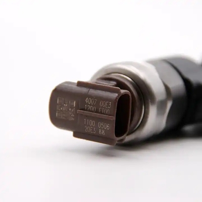 095000-6363 095000-6364 095000-6366 8-97609788-3 Brandstofinspuitmachine 100% voor 4HK1 6HK1 Werken